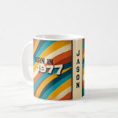 Geboren 1977 Personalisierte Mug - 70er Groovy Str Kaffeetasse (Vorderseite Links)