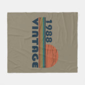 Geboren 1988 Vintages Geburtstagsgeschenk Fleecedecke (Vorderseite (Horizontal))