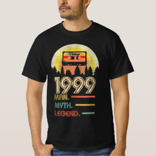 Geboren 1999 Man Myth Legend Geburtstagsgeschenke T-Shirt