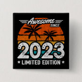 Geboren 2023 Limited Edition Retro Phantastisch se Button (Vorderseite)