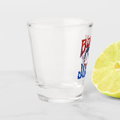 GEBOREN AM 4. JULI SCHNAPSGLAS (Links)