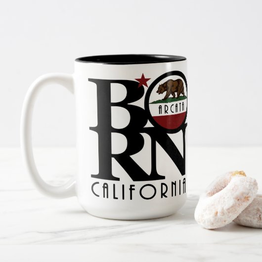 GEBOREN Arcata California 15oz Zweifarbige Tasse (Mit Donut)