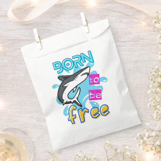 GEBOREN, FREI ZU SEIN GESCHENKTÜTCHEN (Ausgeschnitten)