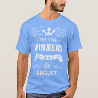 Geboren im August T-Shirt