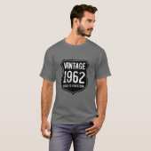 Geboren im Jahr 1962 bis zur Vollendung für Männer T-Shirt (Vorne ganz)