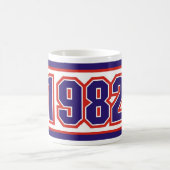 Geboren im Jahre 1982 Kaffeetasse (Mittel)