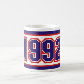 Geboren im Jahre 1992 Kaffeetasse (Mittel)