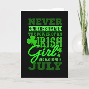 GEBOREN IN JULI Geburtstag Irish Girl Women Mama Karte