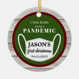 Geboren in pandemischer Rot und Grün mit Holz und  Keramik Ornament