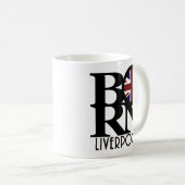 GEBOREN Liverpool England (britische Flagge) 11oz Kaffeetasse (VorderseiteRechts)