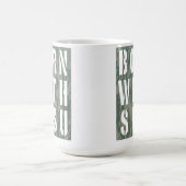 Geboren mit Sisu Camouflage 3 Kaffeetasse (Mittel)