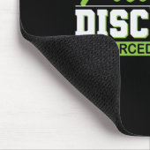 Geboren, um den Disk Golf wiederzugeben Mousepad (Ecke)