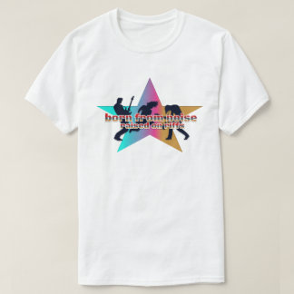 Geboren vom Lärm, auf Riffs erhoben T-Shirt