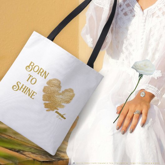 Geboren von Shine White Tasche von Poet Adiela Ako
