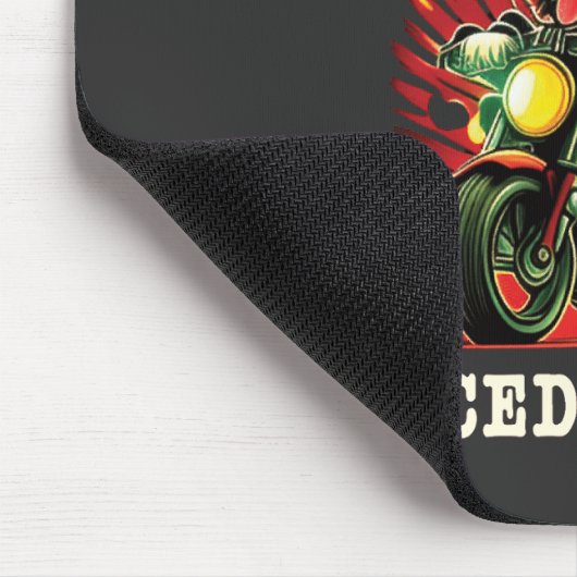 Geboren zu fahren Zwangsarbeit Mousepad (Ecke)