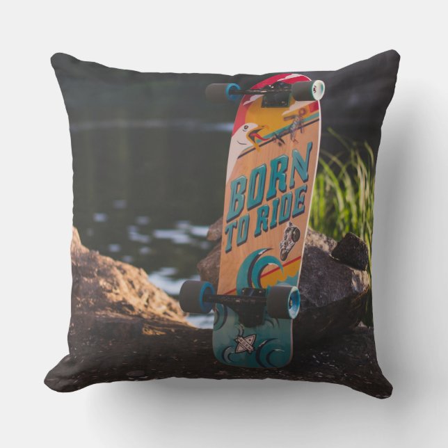 Geboren zu fahrende Skateboard Kissen (Vorderseite)
