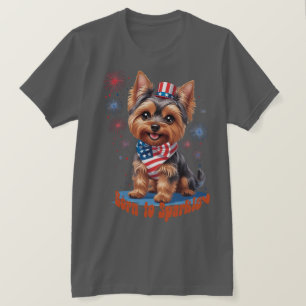 Geboren zu Sparkle - Niedlich Yorkie 4. Juli Patri T-Shirt