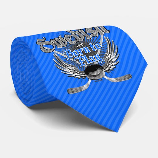 Geboren zu spielen (Schwedisch) Neck Tie Krawatte (Gerollt)