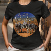 "Geboren zu unterscheiden" Zebra Art T-Shirt