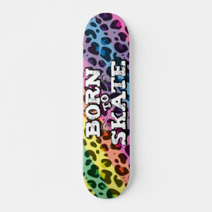 Geboren zum Skate farbiger Leopardengraffiti-Wortl Skateboard