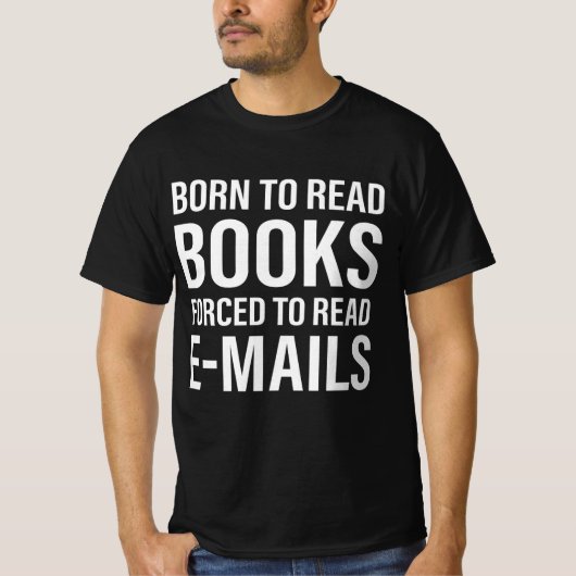 Geborene Buchung zum Lesen von Büchern, die zum Le T-Shirt (Vorderseite)