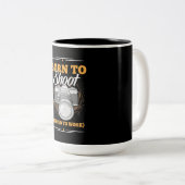 Geborener Fotograf Zweifarbige Tasse (VorderseiteRechts)