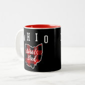 Geborenes und gezüchtetes Hometown-rotes kariertes Zweifarbige Tasse (Vorderseite Links)