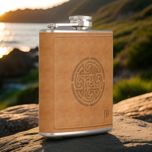 Gebotene keltische Knot-Imitate Leather Wrapped Ir Flachmann