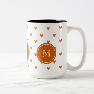 Gebrannte orange Glitzer-Herzen mit Monogramm Zweifarbige Tasse