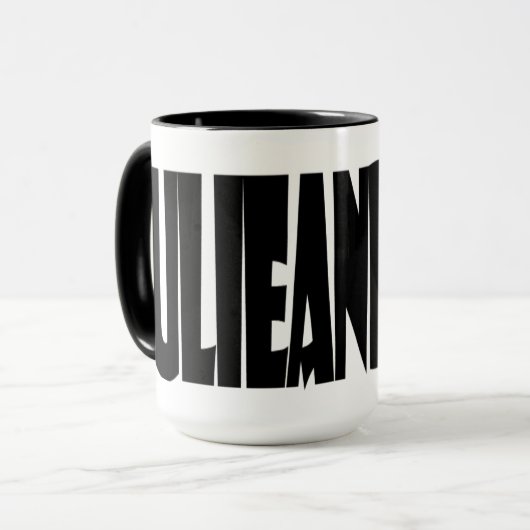 Gebräu-Andeutung Julie Andrew Tasse (Vorderseite Links)