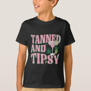 Gebraunt und beschwipst Sommer Stimmung Tropischer T-Shirt