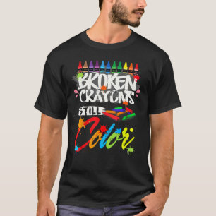 Gebrochene Wachsmalstifte färben Hemd immer noch M T-Shirt