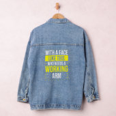gebrochener Arm-Spaß werden bald gut, wenn der bew Jeansjacke (Hangar)