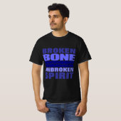 gebrochener Knochenbrand T-Shirt (Vorne ganz)