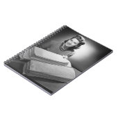 Gebügeltes Leinen und Tücher Notizblock (Linke Seite)