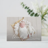 Geburtsankündigung mit weißen Buchstaben Einladung (Stehend Vorderseite)