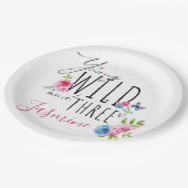 Geburtsname des hübschen Mädchens Pappteller (Schrägansicht)