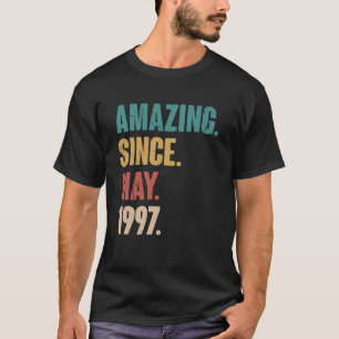 Geburtstag 26. Dekoration Phantastisch seit Mai 19 T-Shirt