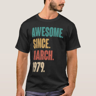 Geburtstag 44. Dekoration März 44 Jahre alter Vint T-Shirt
