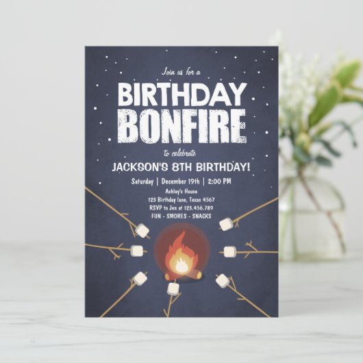 Geburtstag Bonfire Campout Cookout Party Einladung (Stehend Vorderseite)