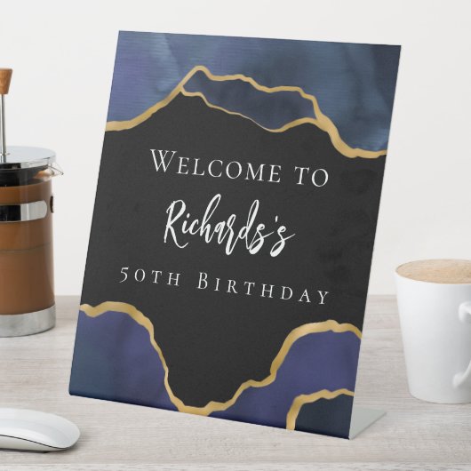 Geburtstag des Marineblatts Sockelschild (In Situ)