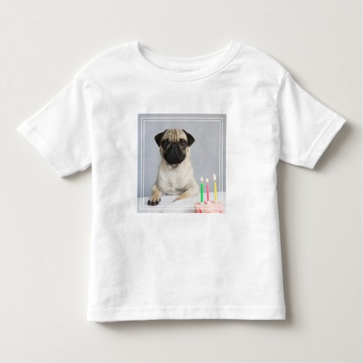 Geburtstag Mops Kleinkind T-shirt (Vorderseite)