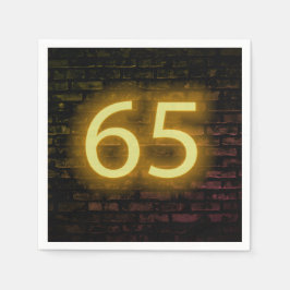 Geburtstag Neon 65 Zeichen auf Brick Wall Serviette