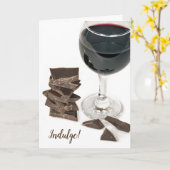 Geburtstag-roter Wein und dunkle Schokolade Karte (Gelbe Blume)