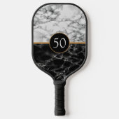 Geburtstag Schwarz-weißer Marmor Pickleball Paddle (Vorderseite)