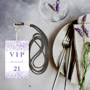 Geburtstag weiße Veilchen-Lavendel-VIP-Einladung Ausweis