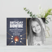 Geburtstags-FeuerCampoutcookout-Party Einladung (Stehend Vorderseite)