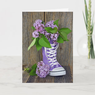 Geburtstags-Fliederstrauß in lila Sneaker Karte