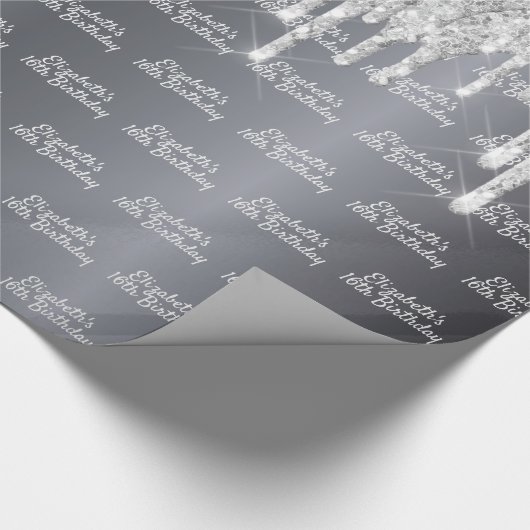 Geburtstags-Glitzer Silberfunkelfolienmonogramm Geschenkpapier (Ecke)