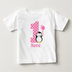 Geburtstags-Mädchen-Rosapenguin-personalisiertes Baby T-shirt
